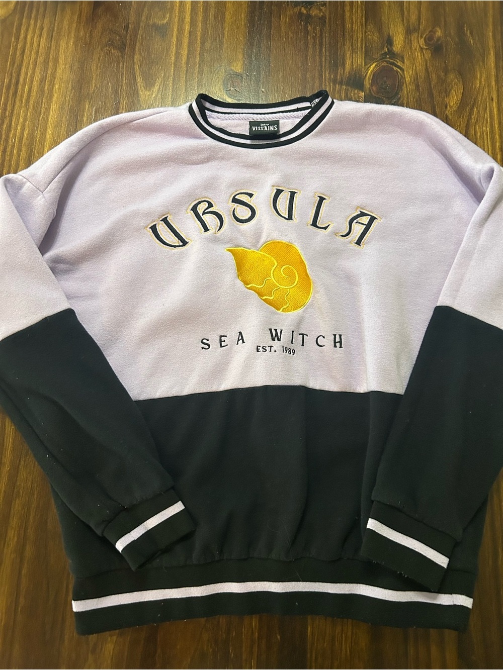Disney Villans Ursula Sea Witch Colorblock Crewneck - Lavender & Black